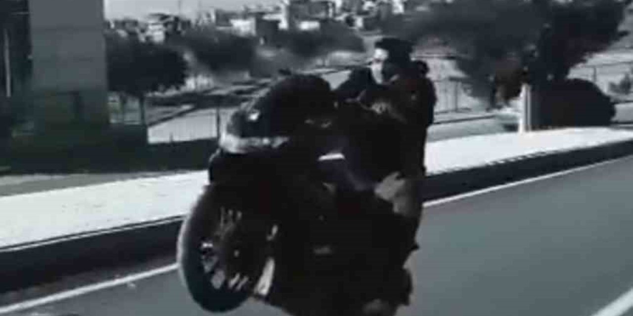 Tehlikeli Akrobasi  Ehliyetinden Etti