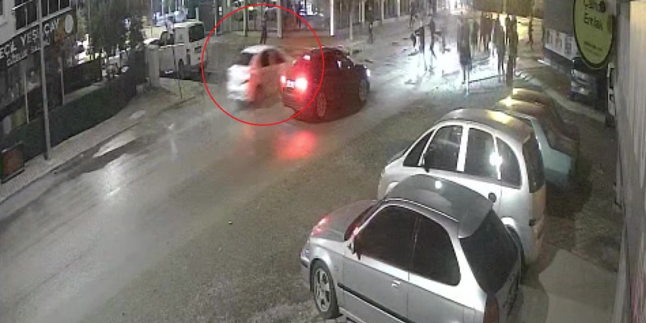 Emniyet Müdürü'nün Üzerine Sürülen Araç Ateşle Durduruldu