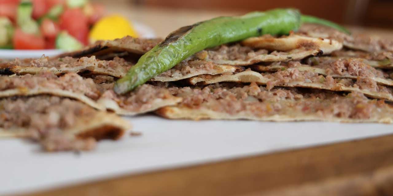 Konya'daki İki Etliekmekçide Kanatlı Eti Skandalı!