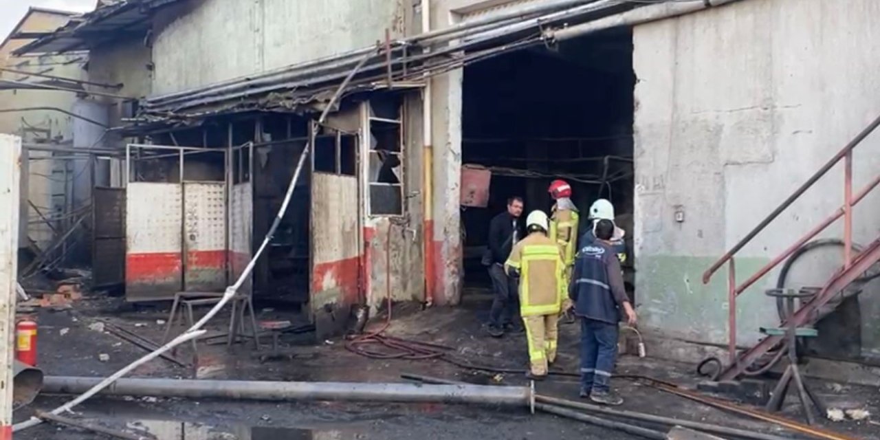 Afyon Yağ Fabrikası'nda Korkutan Patlama: 1'i Ağır 10 Yaralı