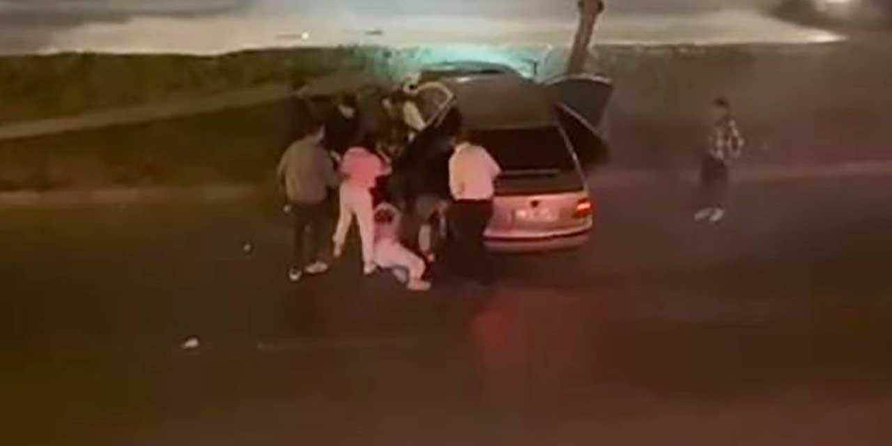 Kontrolden çıktı direğe çarptı: 4 yaralı