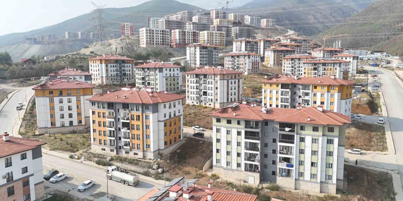 Fahiş Fiyatta Deprem Konutları Etkisi: Kira Balonu Sönüyor