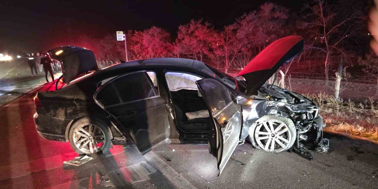 AK Partili Milletvekili Konya Yolunda Kaza Geçirdi: O Anlar Kamerada