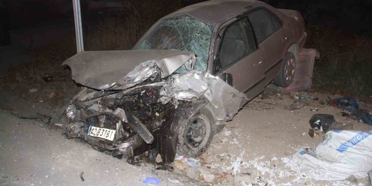 Konya’da traktör ile otomobil çarpıştı: Traktör sürücüsü Konya'ya sevk edildi