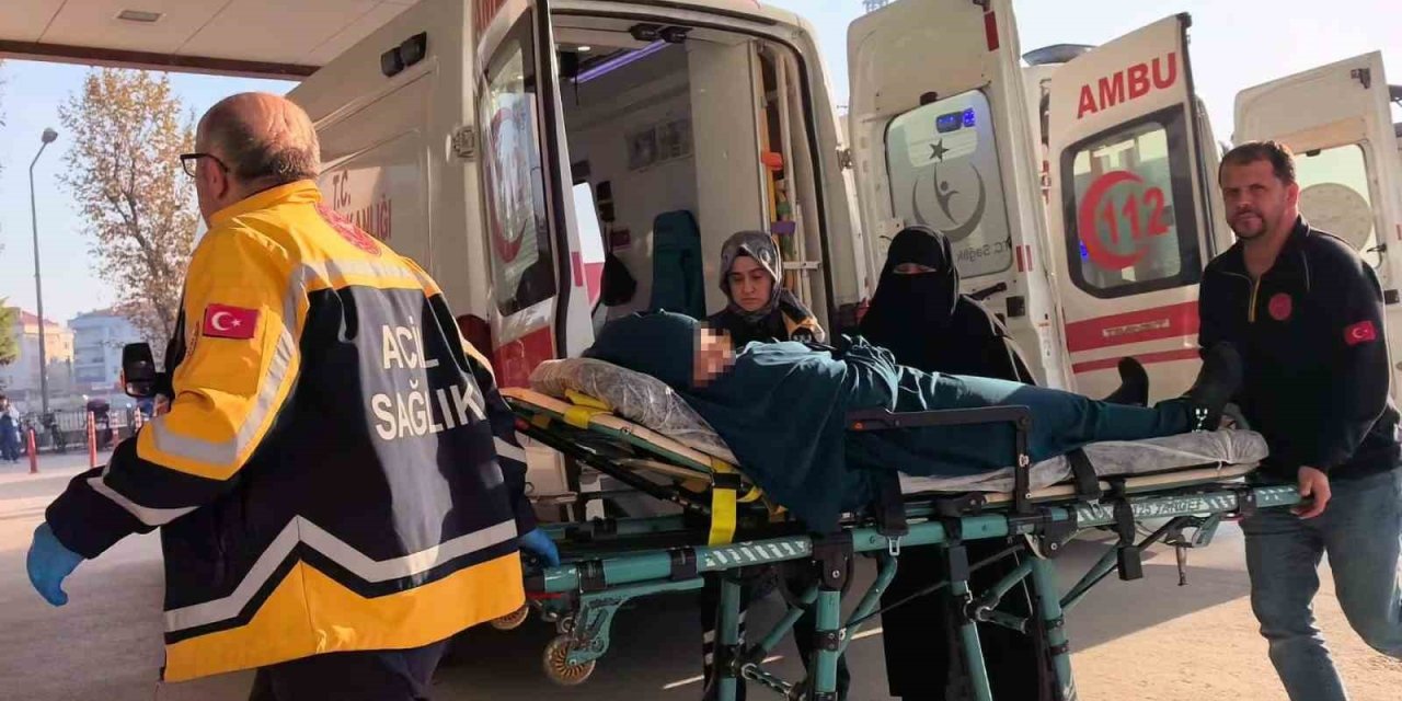 Bir gıda zehirlenmesi daha: 3 kişilik aile hastanelik oldu