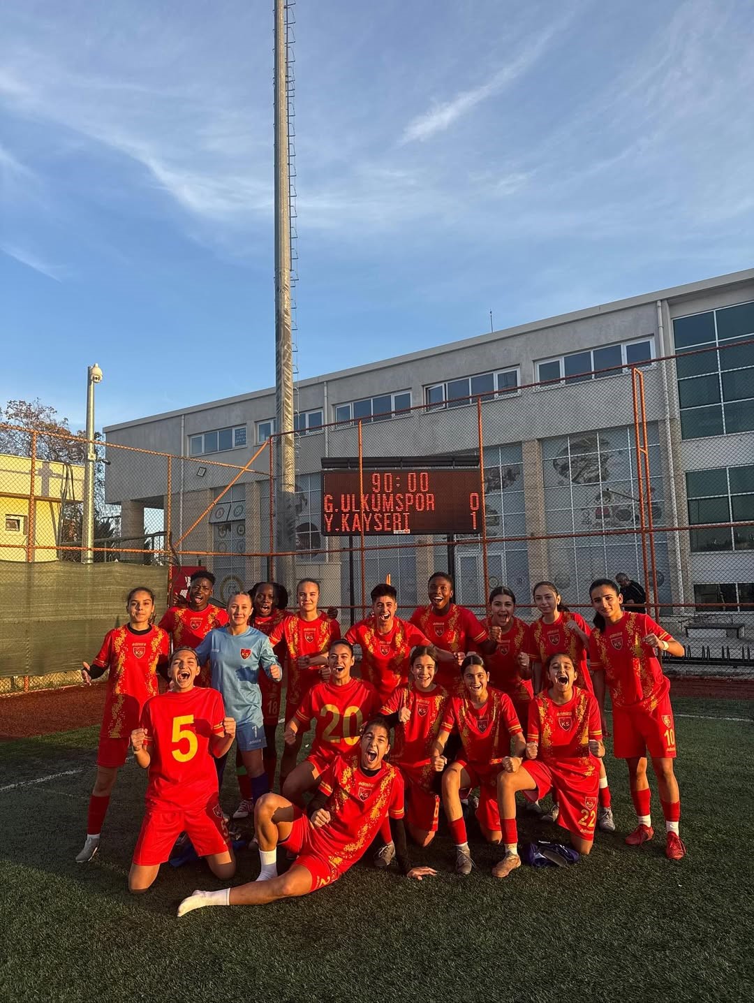 Konya'dan puanla dönüyorlar