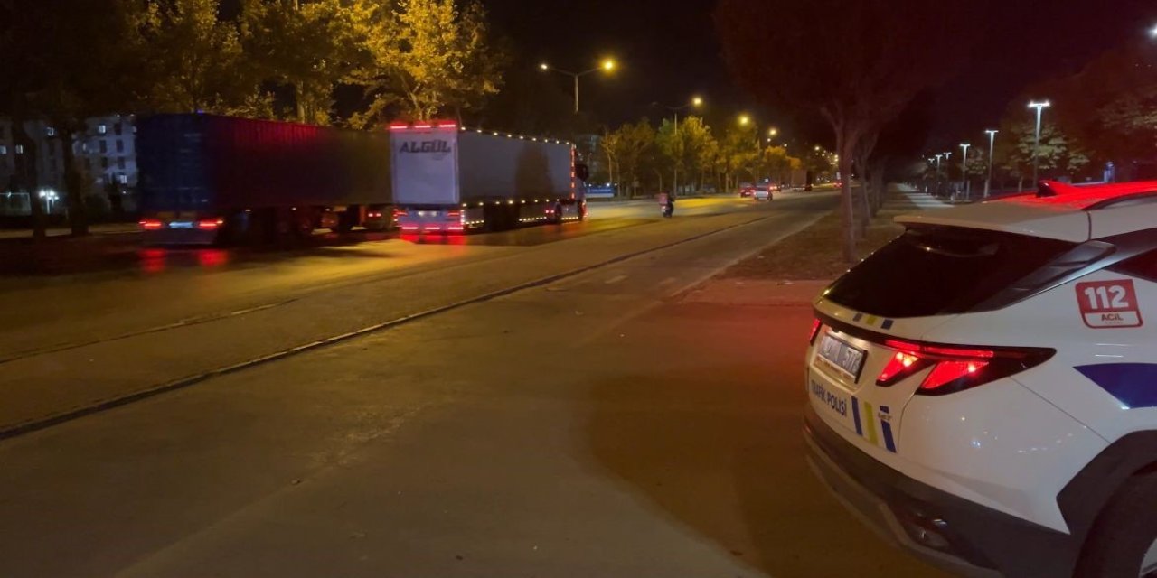 Konya'da Otomobil Motosiklete Çarptı: Bir Yaralı