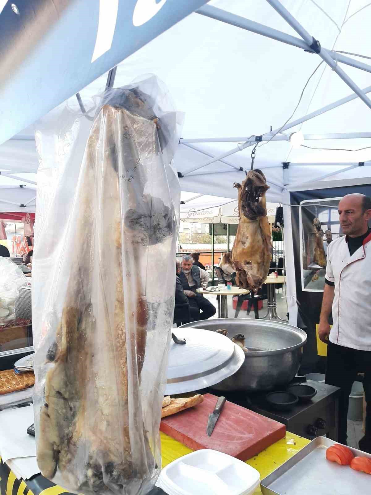 Ankaralı için Bitlis'ten büryan getirdi