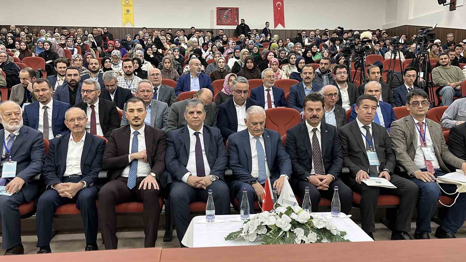 Büyük çalışma! Ortak alfabe ortak mezhep! Konya Maturidiliğe ev sahipliği yaptı