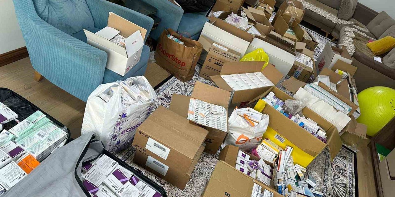 SGK İlaçlarını Usulsüz Satan Eczaneye Baskın: 2500 İlaç Toplandı