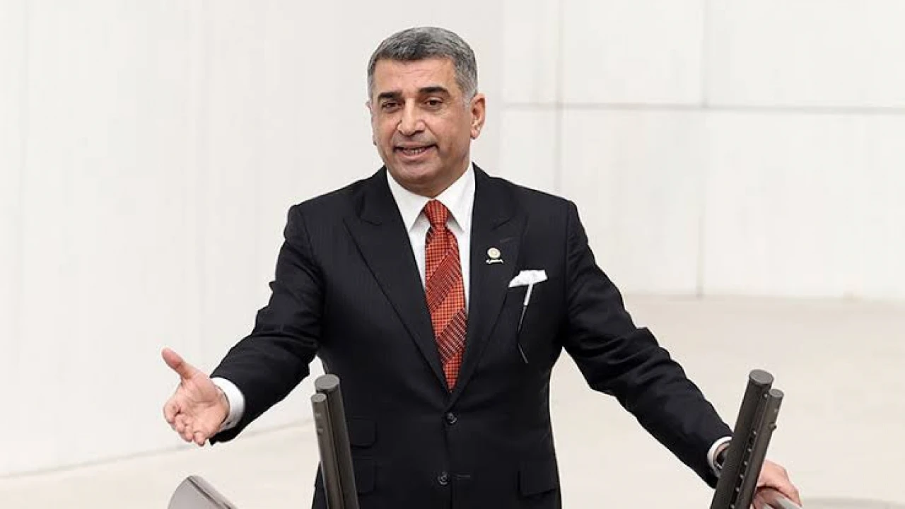 CHP'li Vekilden TOKİ Konutları ve Bakan Kurum'a Övgü