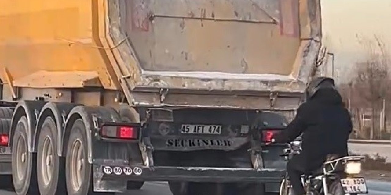 Konya'da ölümle dans: Tırın tamponuna yapıştı