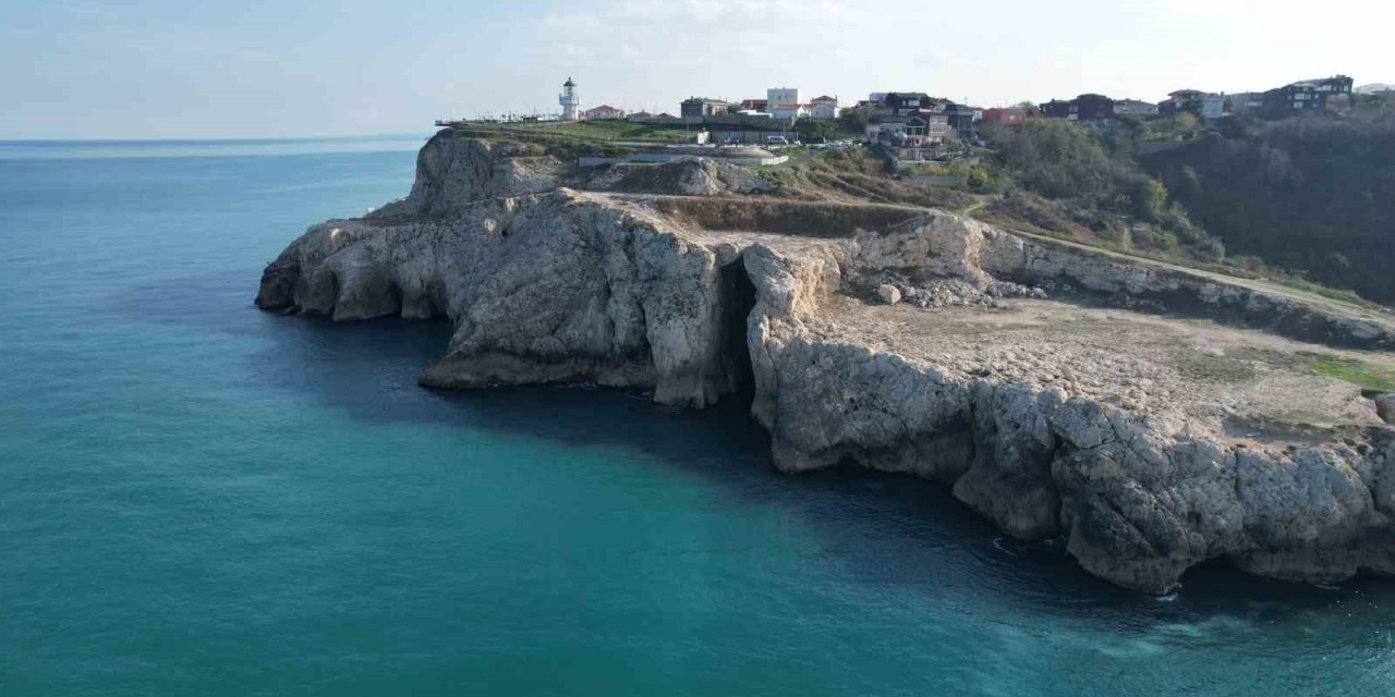 Karadeniz Kıyısında Ege Güzelliği: İstanbul'un Saklı Mağaraları