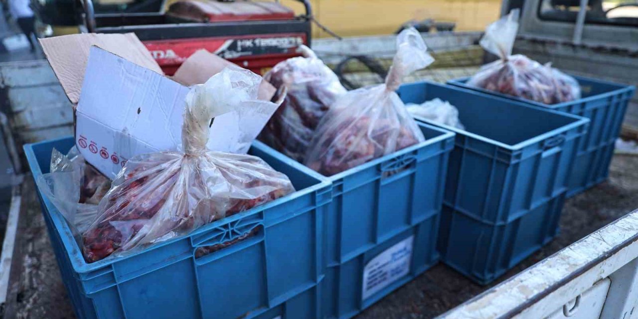 Otogarda Soğuk Zincir İhlali: 275 KG Kaçak Ete El Konuldu