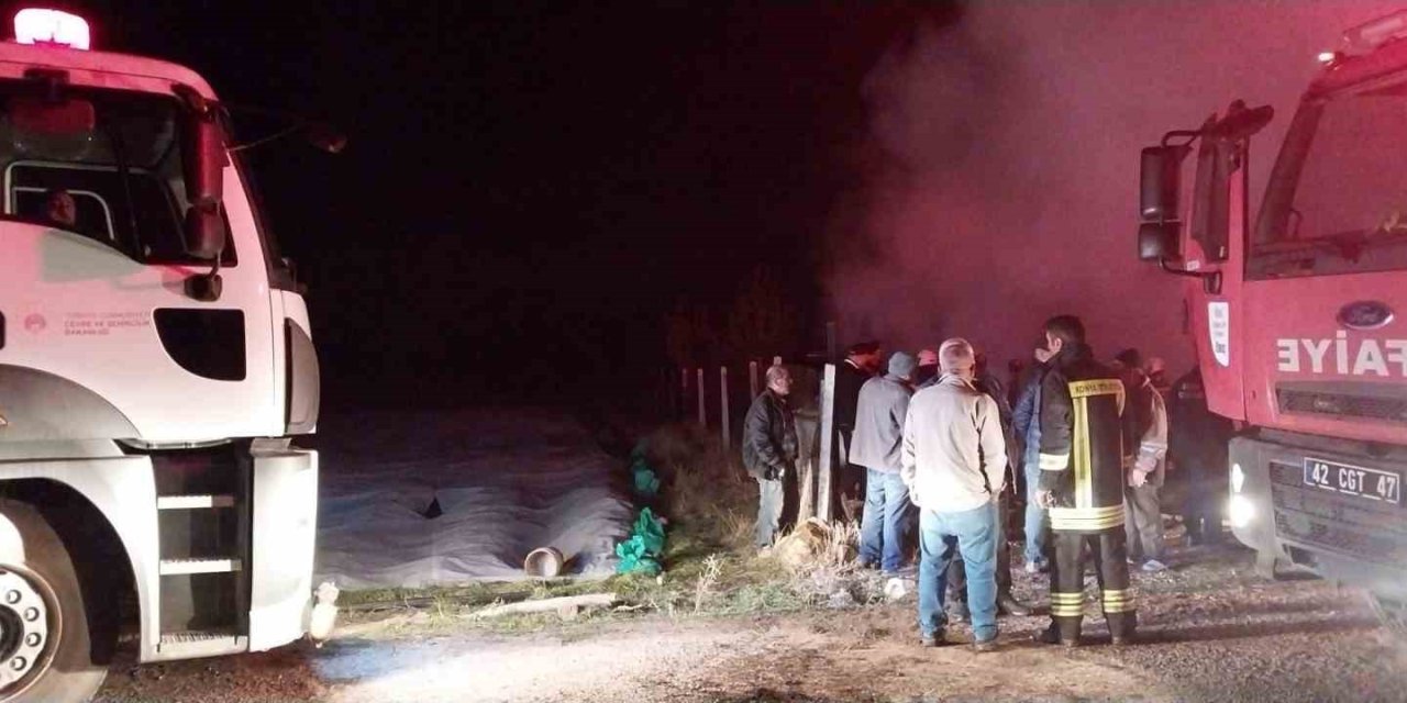 Hüyük'te Garaj Yangını Eve Sıçradı: Araç Kül Oldu