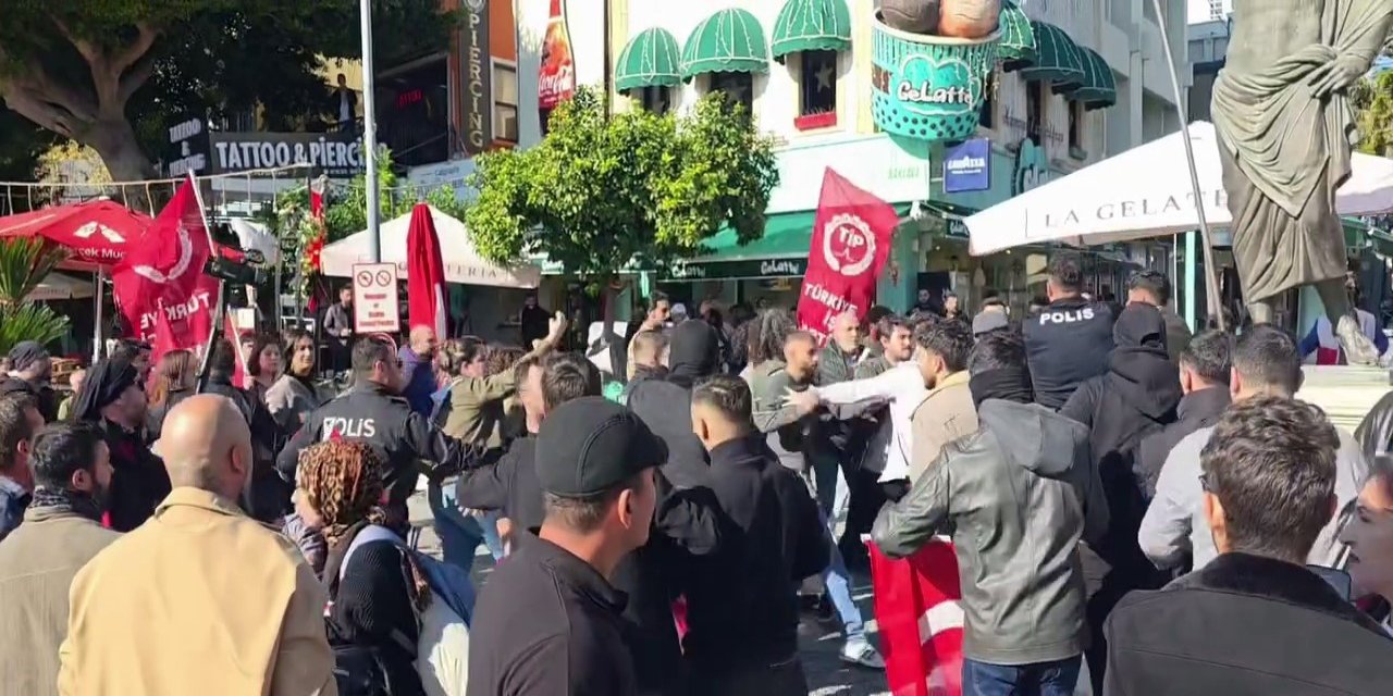 Saat Kulesi önünde sloganlar çarpıştı, polis devreye girdi