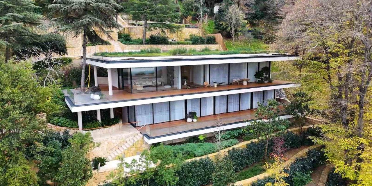Vaniköy’de Tartışmalı Villa Yenilendi: Boğaz’daki Son Hali Görüntülendi