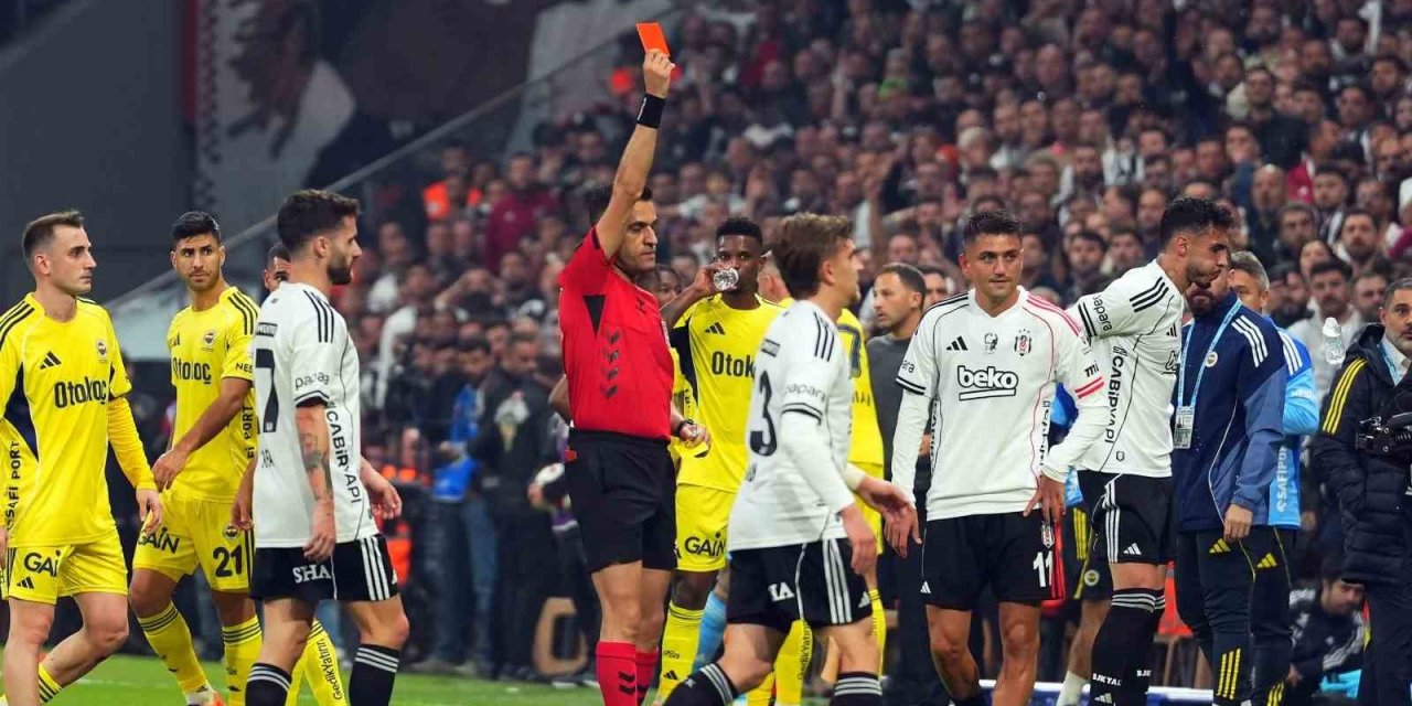 Uğurcan Yazgılı, en çok kart gören futbolcular arasında