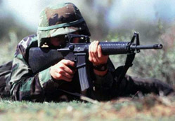 Oğlum seni askerlik bitmez!