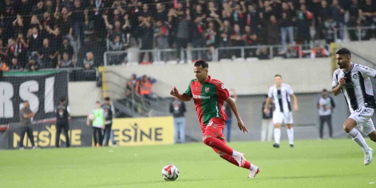 Konyaspor’dan Giden Genç Oyuncu Karşıyaka’ya Veda Etti