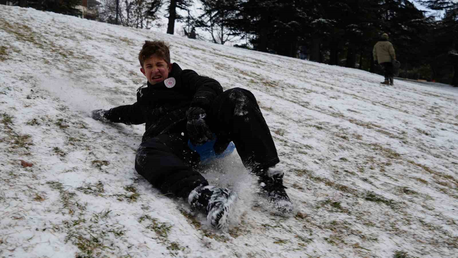 Hayat kısa Ankara kayıyor