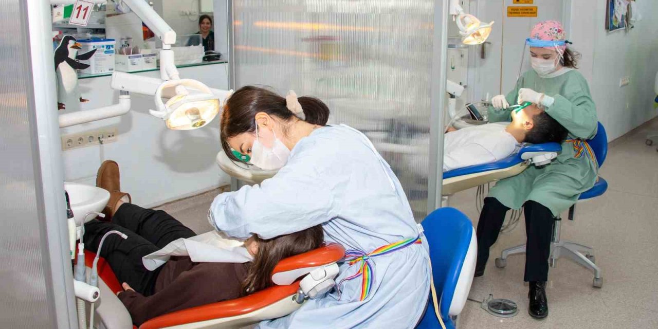 Selçuk Üniversitesi Diş Hekimliği Fakültesi İlk Muayene Sürecini Hatırlattı