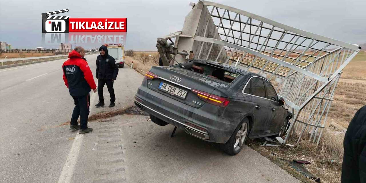 Fırtına kamyoneti devirdi, römork karşı şeride savruldu