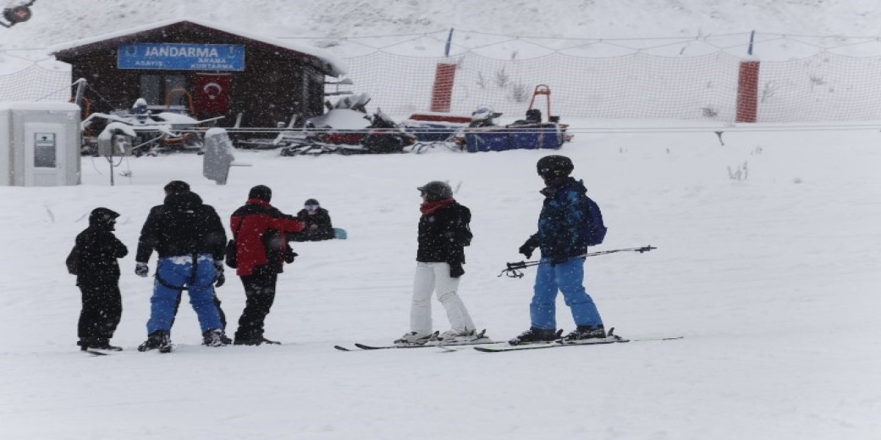 Bursa'da dereler barajlar doldu su kesintisi yapıldı