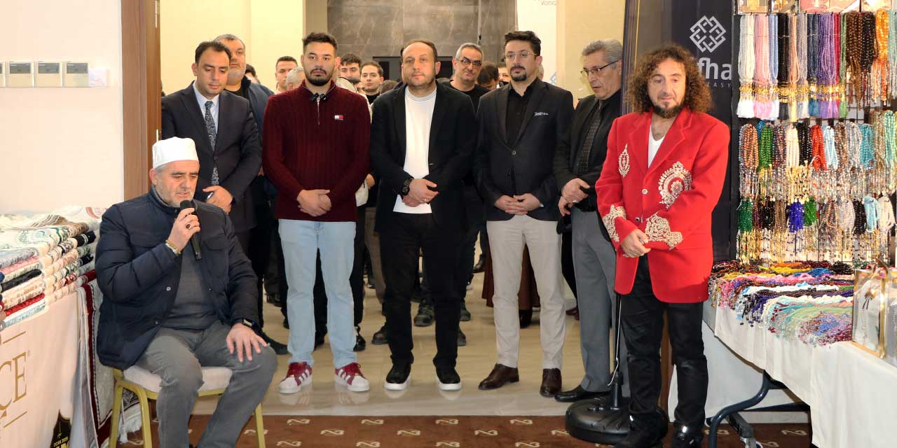 Hac ve Umre sektörü Konya'da bir araya geldi