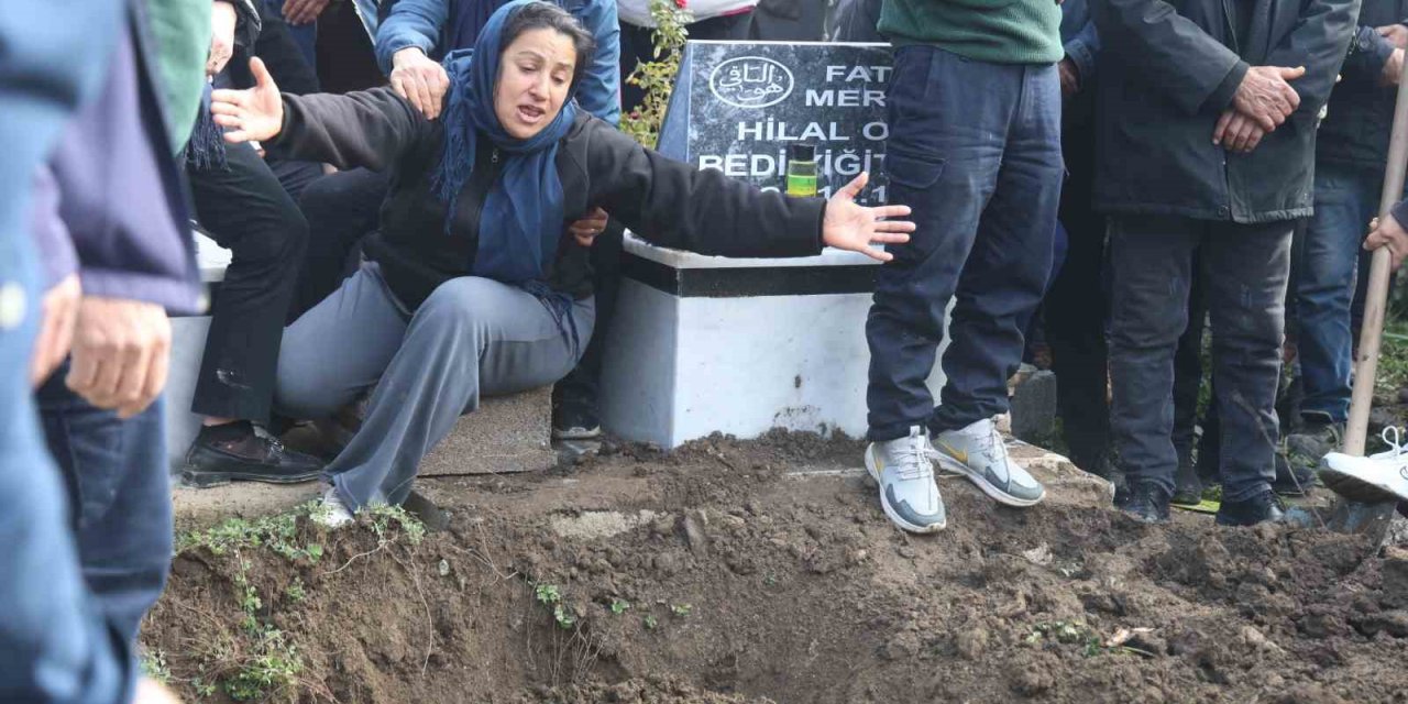 Ablası tarafından öldürülen Eylül son yolculuğuna uğurlandı