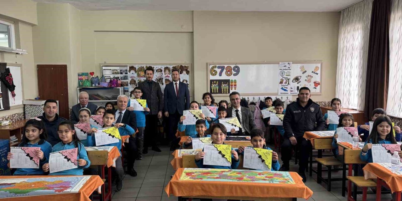 Kulu’da 7 bin 600 öğrenci karne aldı