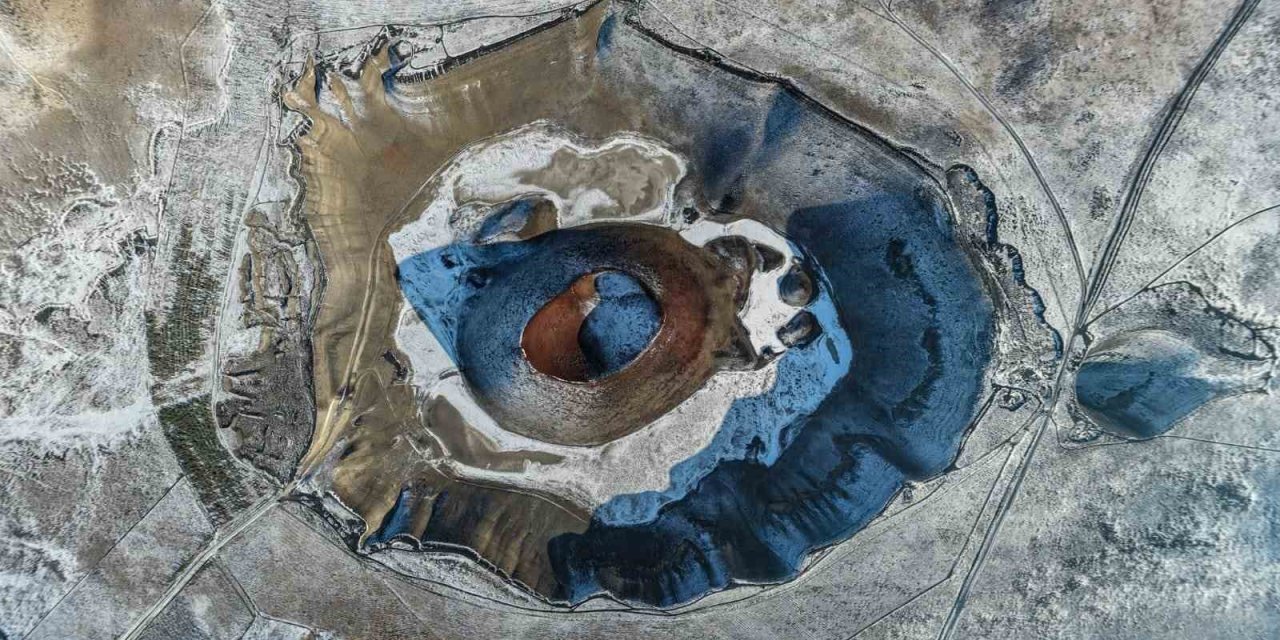 Meke Gölü kış manzarasıyla büyülemeye devam ediyor!