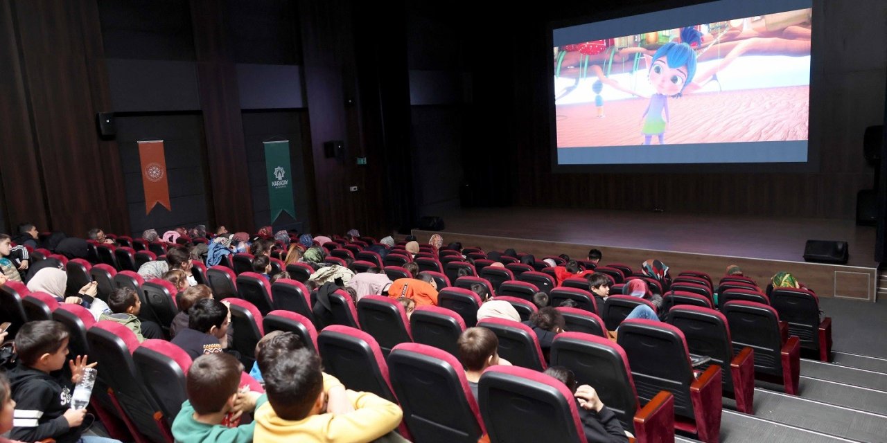 Yarıyıl Tatilinde Karatay’da Sahne Çocukların