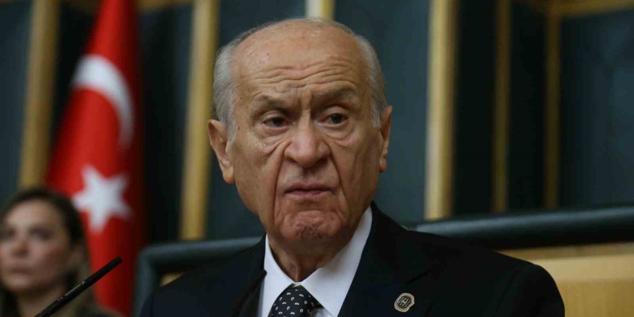 Devlet Bahçeli: Türk bayrağının indirilmesinden DEM Parti sorumludur