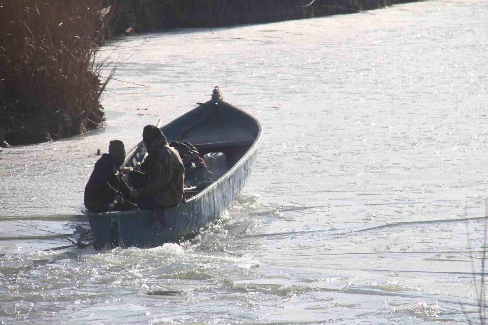 Beyşehir Gölü Buz Tuttu