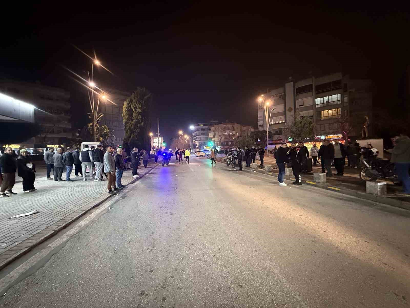 Alanya karıştı! Nergis Sokak'ta 7 yaralı var