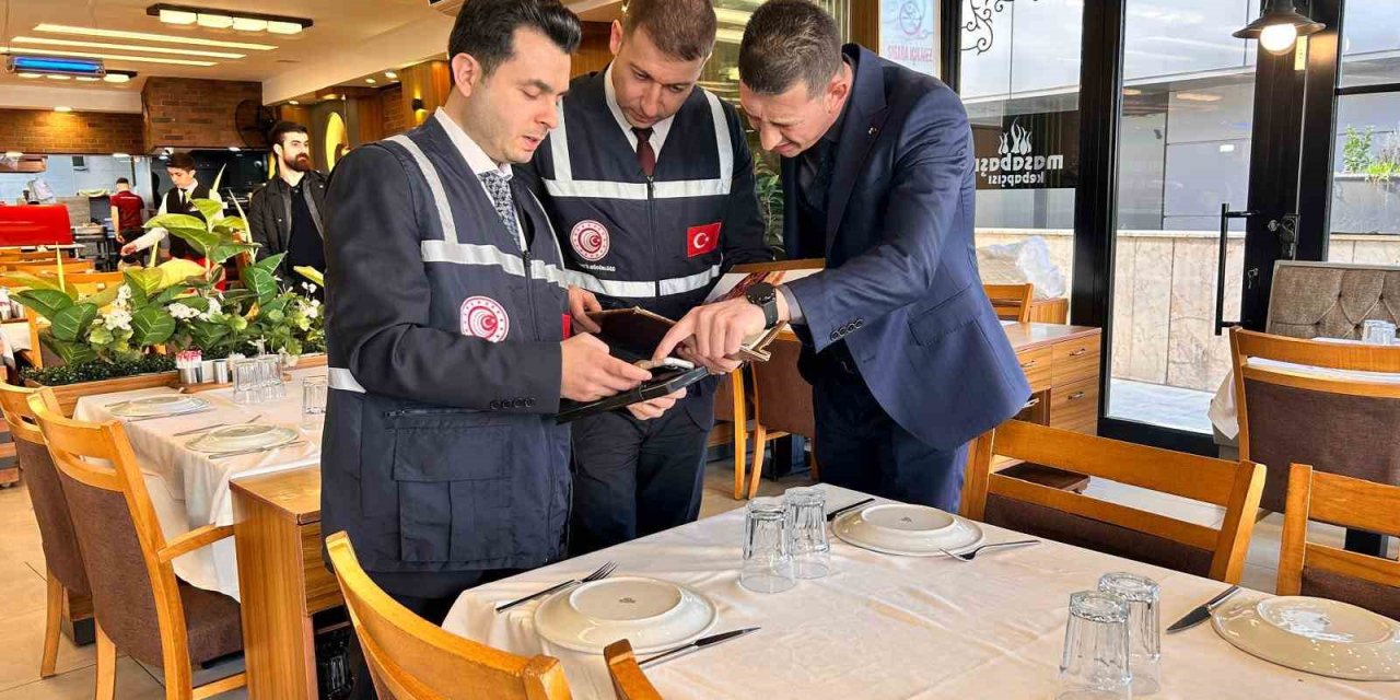 Restoranlarda servis, masa ve kuver ücreti yasaklandı