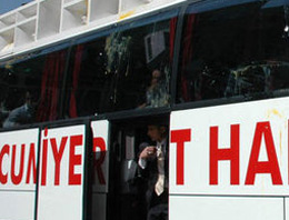 CHP seçim otobüsüne pompalı saldırı!