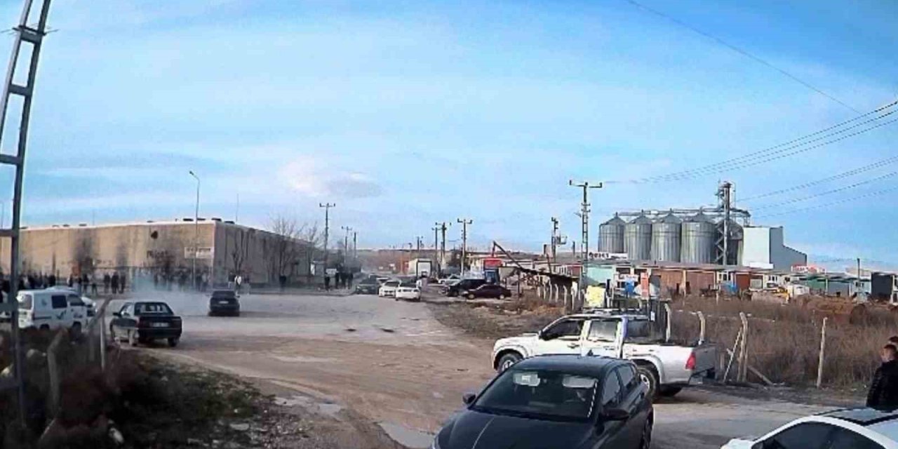 Ankara’da drift atan 5 sürücüye 1 araba parası ceza kesildi