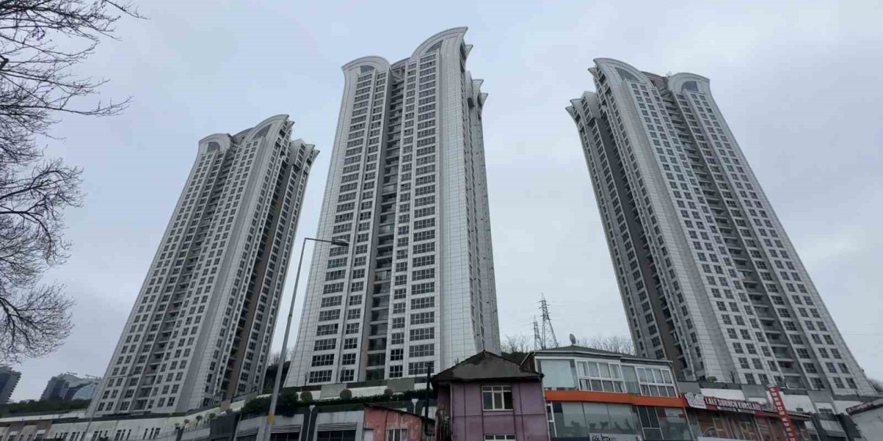 12 yaşındaki çocuk, lüks sitenin 30’uncu katından düştü