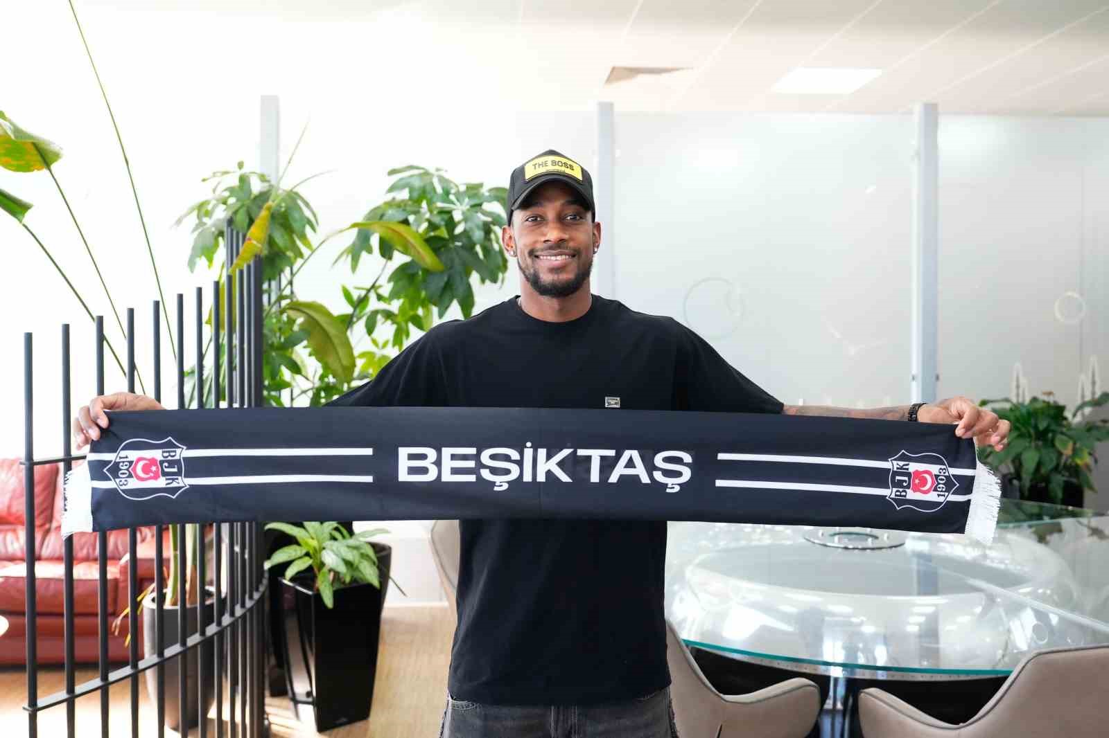 Beşiktaş tarihinde ilk kez bir Panamalı