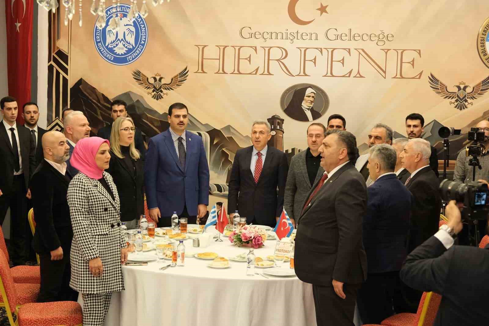 Konyalılar Erzurum'a sahip çıktı