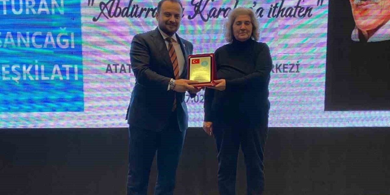 Yılın en başarılı belediye başkanı seçildi