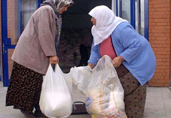 MHP yoksulluk sınırı tespiti istedi