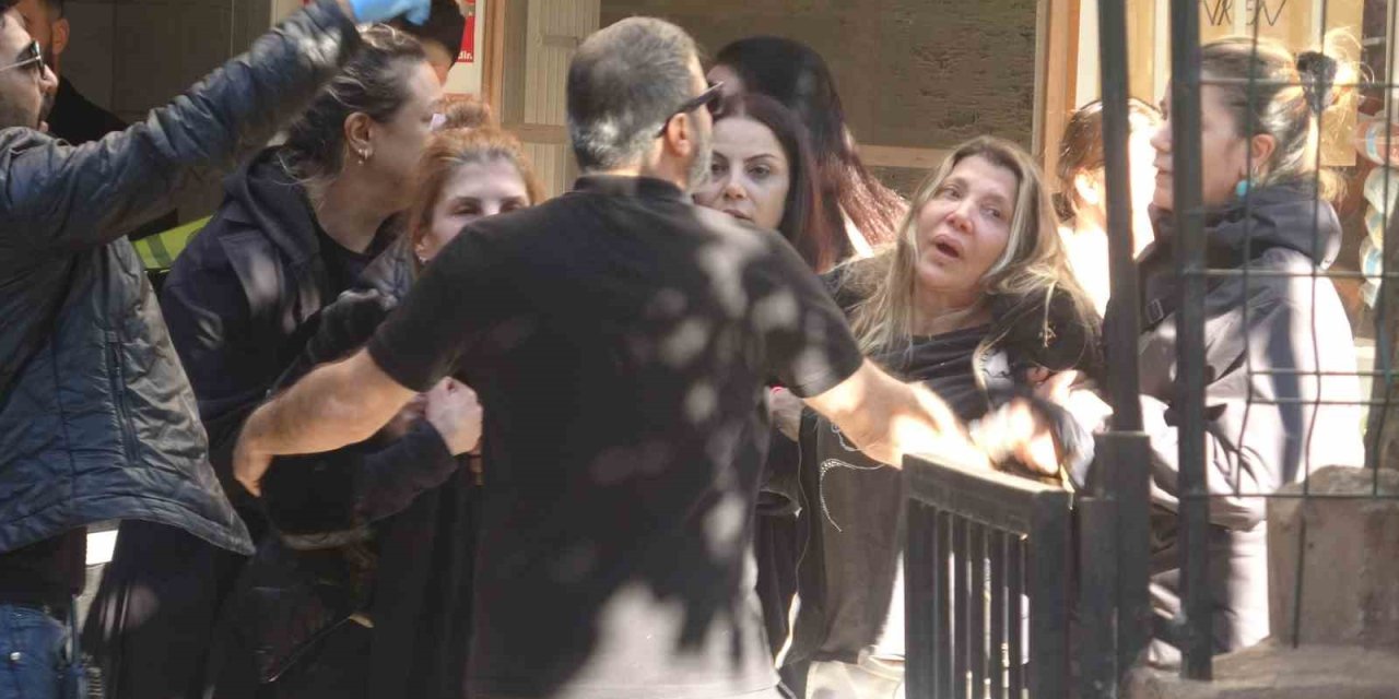 Birlikte Yaşadığı Kadını Vurdu, Ardından Yaşamına Son Verdi