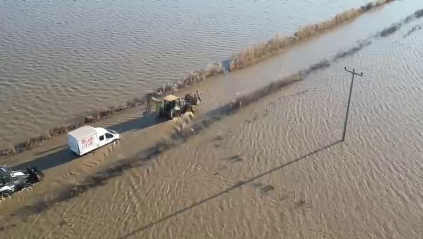 Sel sularından böyle kurtarıldılar