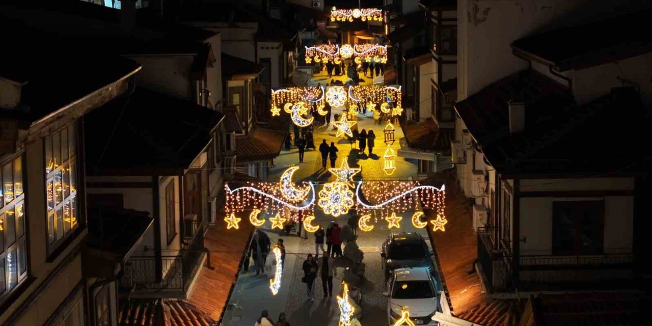 Sergiler, Destekler... Konya’da Manevî İklim Zirvede