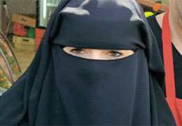 İstanbul TIP'ta çarşaflı provokasyon