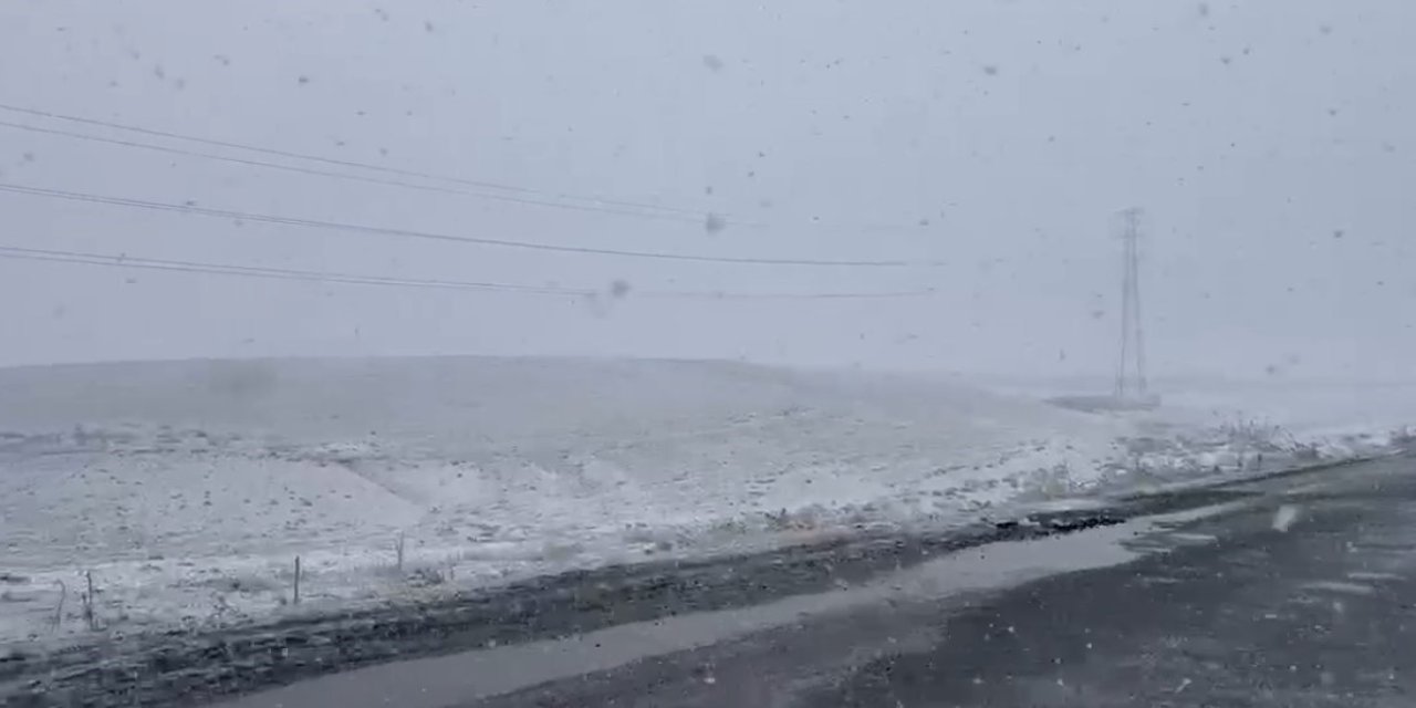 Kar yağışı Konya Ovası'nı güldürdü