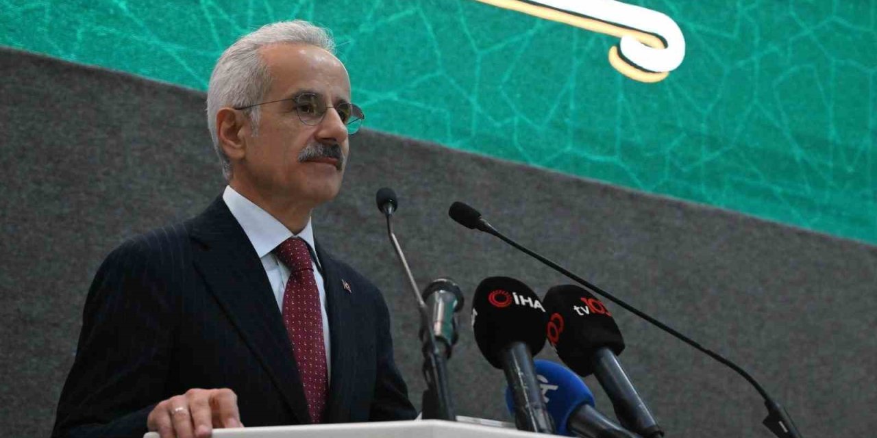 15 Yaş Altına Sosyal Medya Yasağı Geliyor! Hesap Açamayacaklar